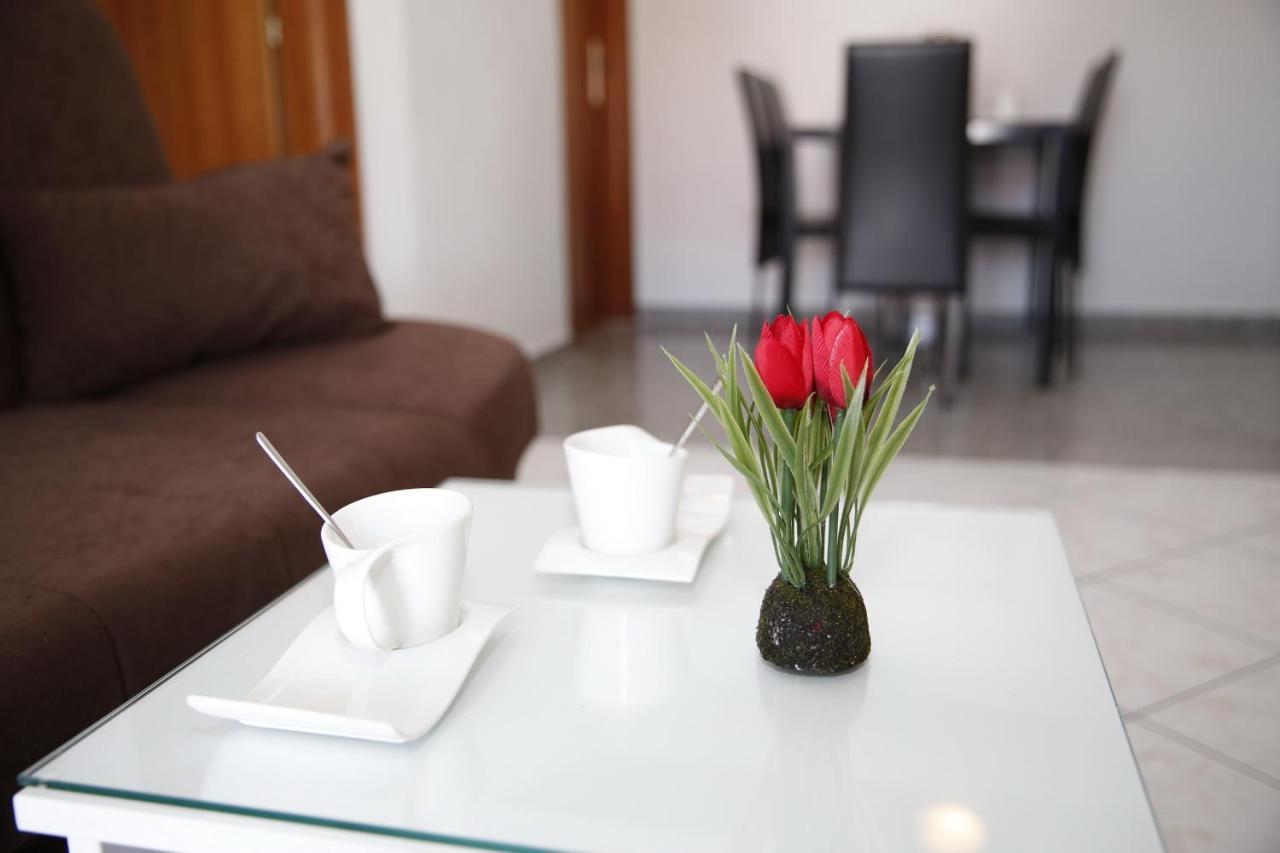 Apartments Lepur Vodice Esterno foto