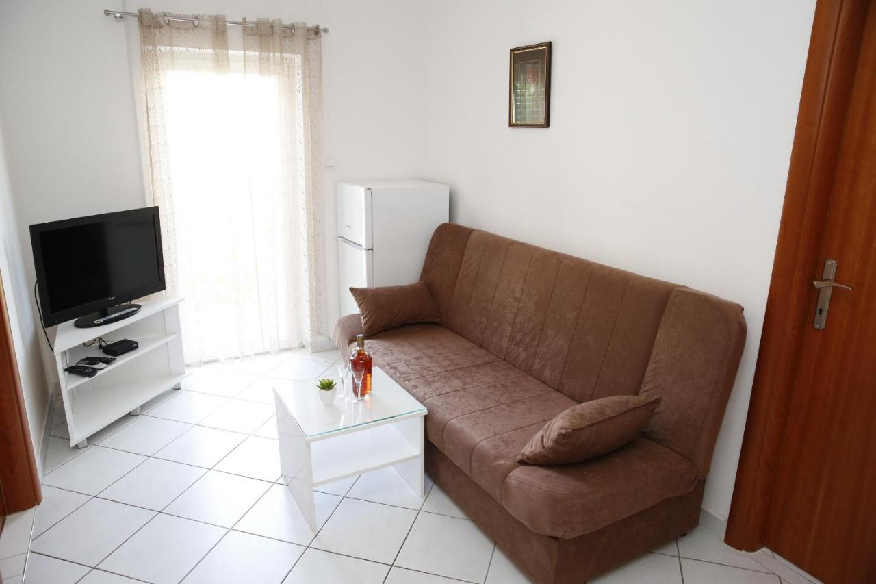 Apartments Lepur Vodice Esterno foto