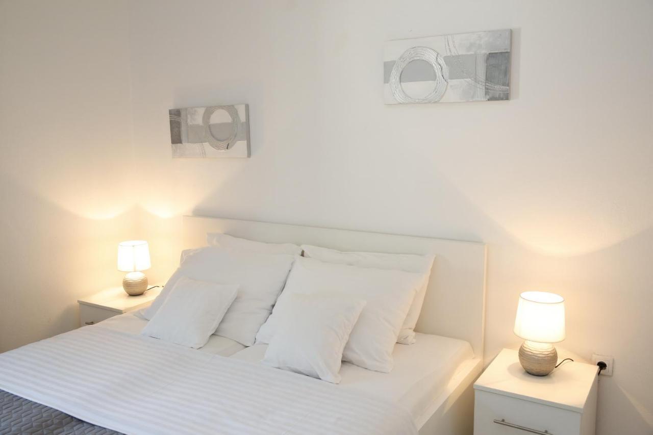 Apartments Lepur Vodice Esterno foto