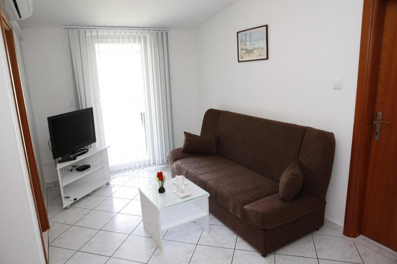 Apartments Lepur Vodice Esterno foto